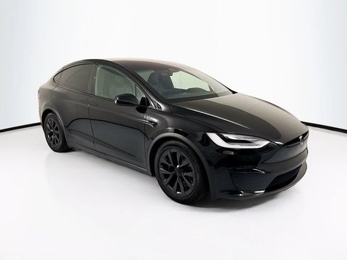 Used 2023 Tesla Model X AWD/4WD image 3