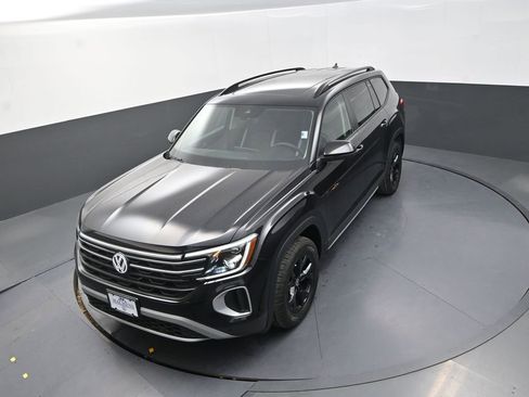 New 2026 Volkswagen Atlas Peak Edition AWD/4WD image 15
