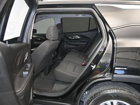 Certified 2024 GMC Terrain SLE w/ Driver Convenience Package FWD image 22