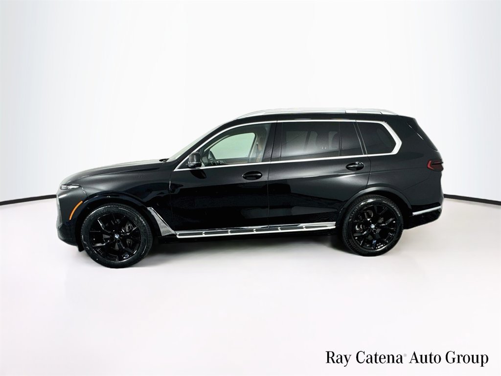 Used 2024 BMW X7 xDrive40i w/ Premium Package AWD/4WD image 4