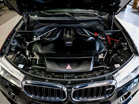 Used 2017 BMW X5 M image 52
