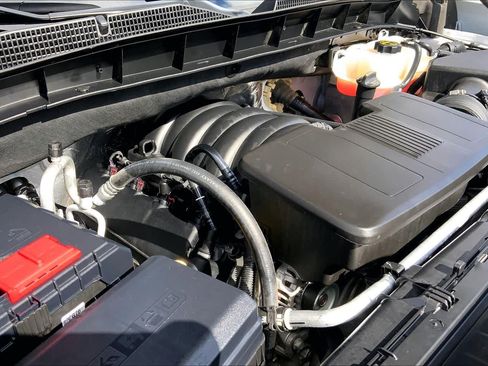 Used 2026 GMC Sierra 1500 SLT RWD image 32