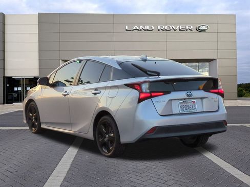 Used 2020 Toyota Prius XLE image 7