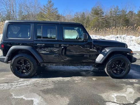 Used 2021 Jeep Wrangler Unlimited Sport image 6