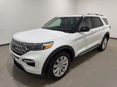 Used 2024 Ford Explorer Limited w/ Limited Technology Package AWD/4WD image 7