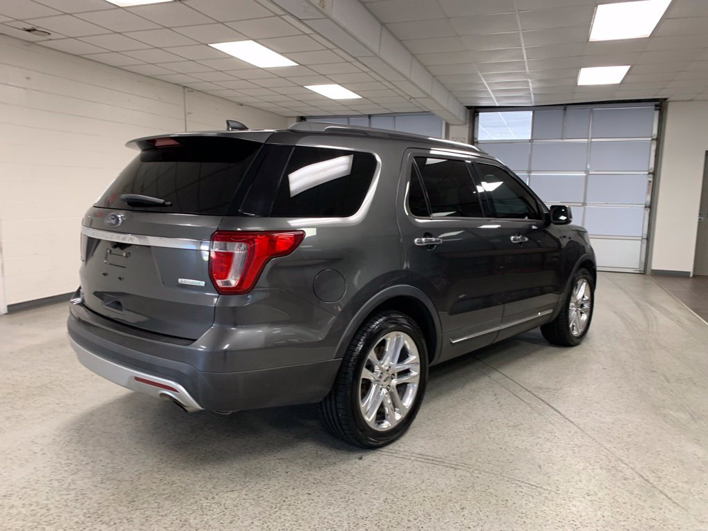 Used 2017 Ford Explorer Limited FWD image 6