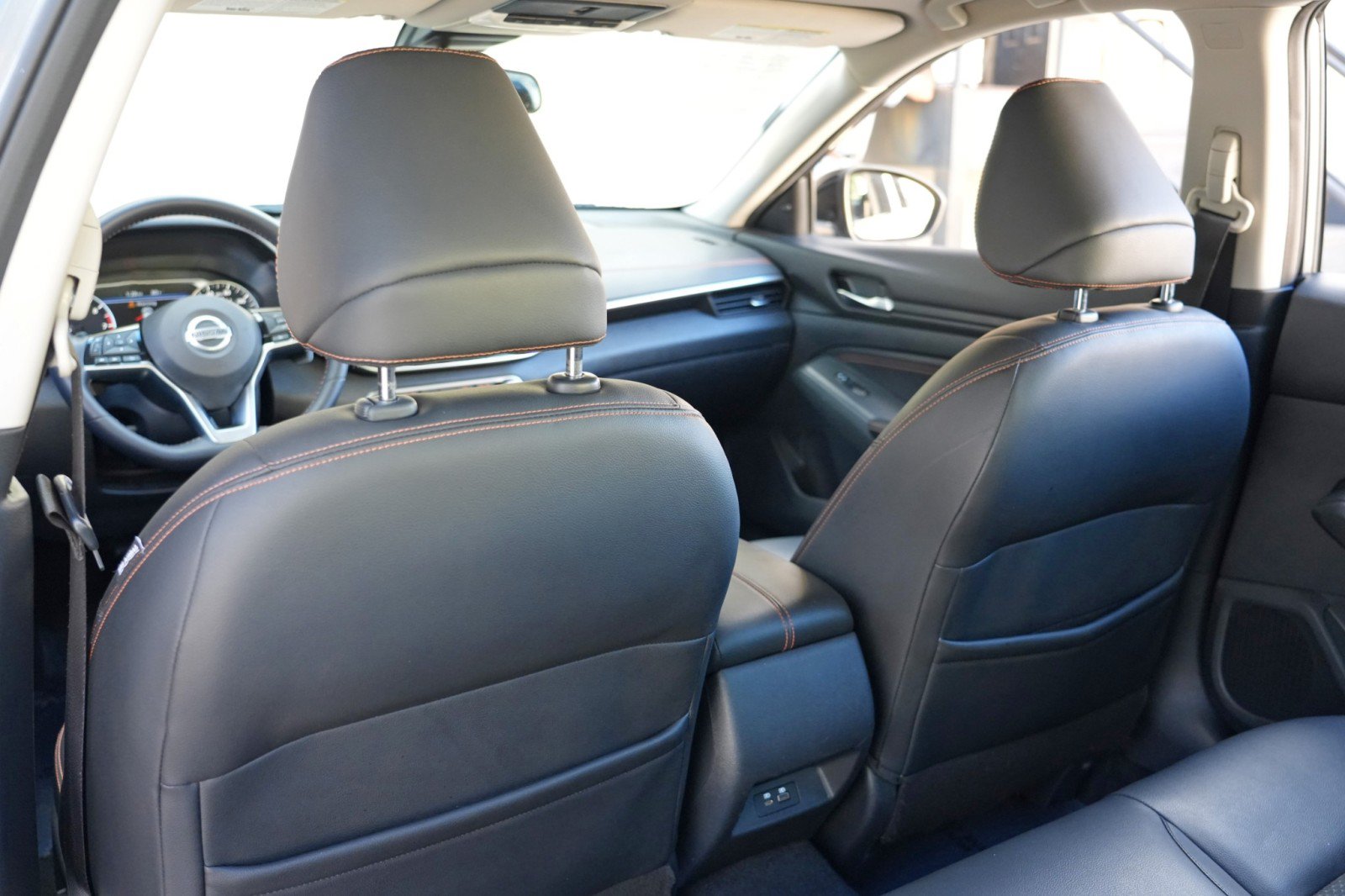 Used 2021 Nissan Altima 2.5 SR w/ SR Premium Package FWD image 31