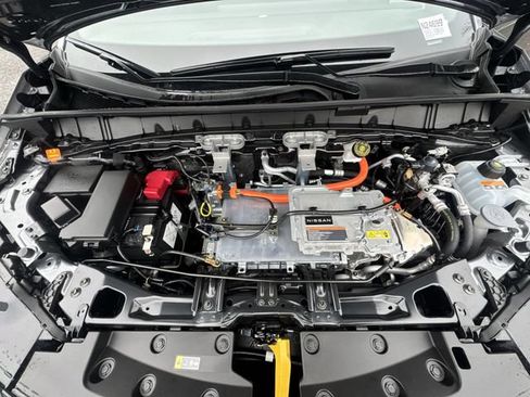 Used 2026 Nissan Leaf SV+ w/ Floor Mat Package (SV+) FWD image 29