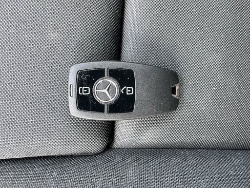 Used 2019 Mercedes-Benz Sprinter 144 image 36