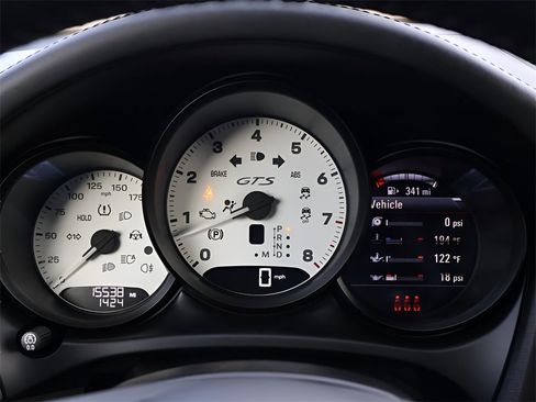 Certified 2024 Porsche Macan GTS image 27