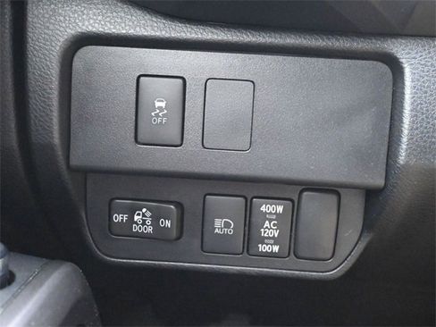 Used 2021 Toyota Tacoma TRD Sport image 25