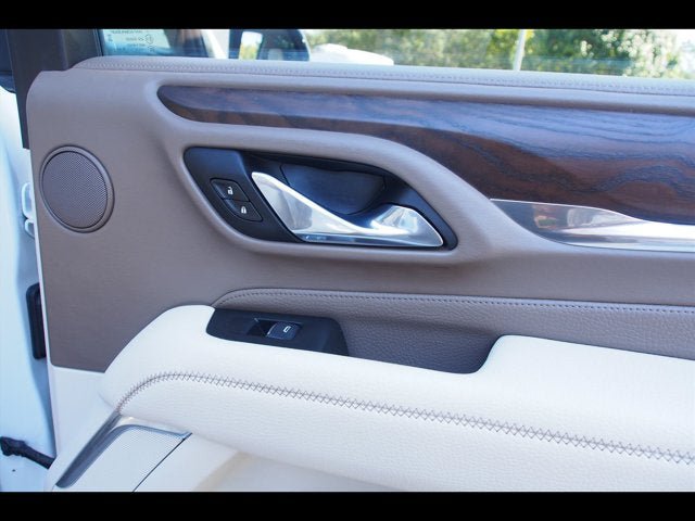 Used 2021 GMC Yukon Denali w/ Denali Ultimate Package AWD/4WD image 15