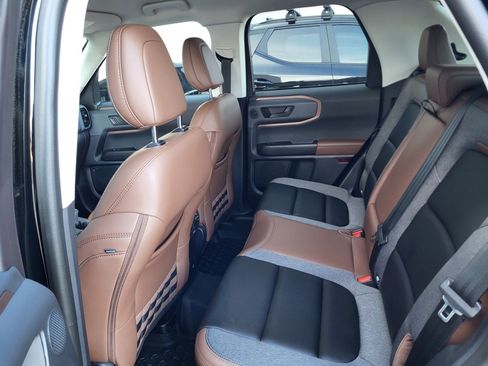 Used 2024 Ford Bronco Sport Outer Banks w/ Tech Package image 17