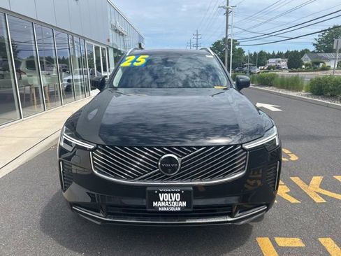 Certified 2025 Volvo XC90 B6 Plus AWD/4WD image 7