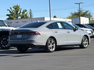 Used 2023 Honda Accord EX-L video 2