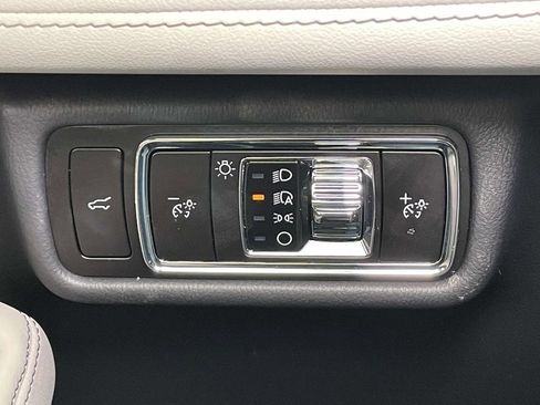 Used 2026 Lincoln Aviator Reserve AWD/4WD image 36