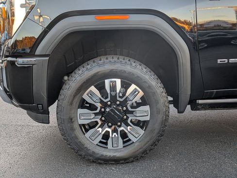 New 2026 GMC Sierra 2500 Denali w/ Max Trailering Package AWD/4WD image 8