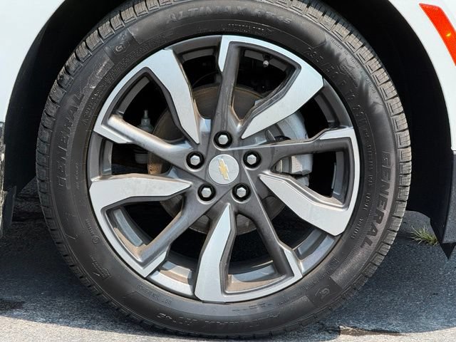 Used 2023 Chevrolet Equinox Premier AWD/4WD image 10