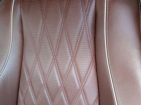 Used 2024 Mercedes-Benz Maybach GLS 600 4MATIC image 14