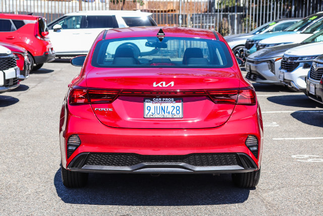 Used 2024 Kia Forte LXS FWD image 7