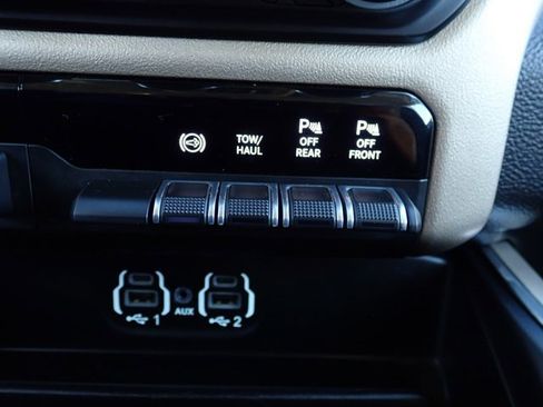 Used 2022 RAM 2500 Laramie image 19