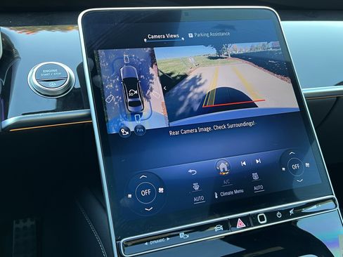 Used 2025 Mercedes-Benz S 580 S 580 image 25