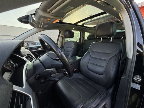 Used 2012 Volkswagen Touareg Hybrid AWD/4WD image 40