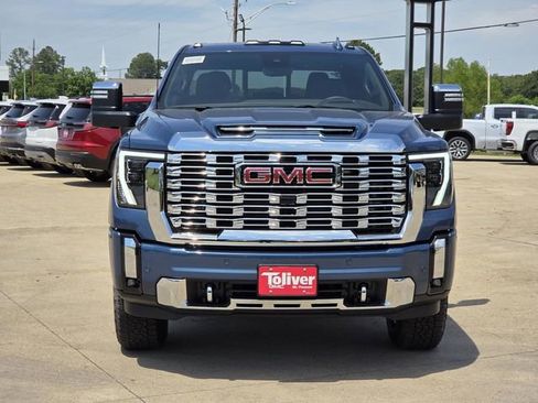 New 2026 GMC Sierra 2500 Denali w/ Denali Reserve Package AWD/4WD image 3