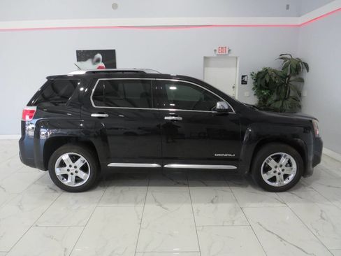 Used 2014 GMC Terrain Denali w/ Cargo Package image 2
