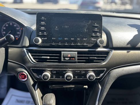 Used 2019 Honda Accord LX image 11
