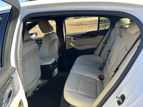 Used 2024 Cadillac CT5 Premium Luxury image 39