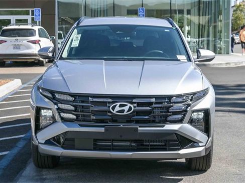 New 2025 Hyundai Tucson SEL image 2