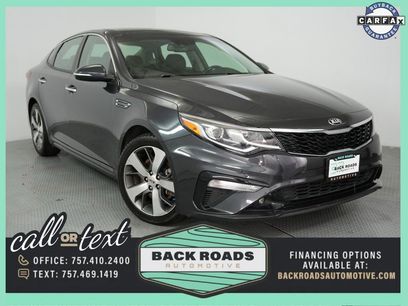Used 2019 Kia Optima S w/ S Panoramic Sunroof Package