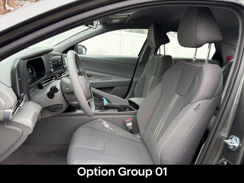 Used 2026 Hyundai Elantra Sport FWD image 11