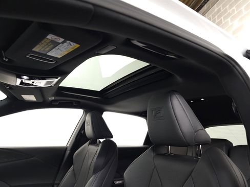 Certified 2024 Lexus RX 350 F Sport image 17