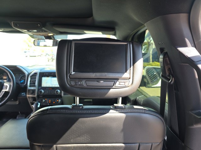 Used 2016 Ford F150 Lariat w/ Equipment Group 502A Luxury AWD/4WD image 14