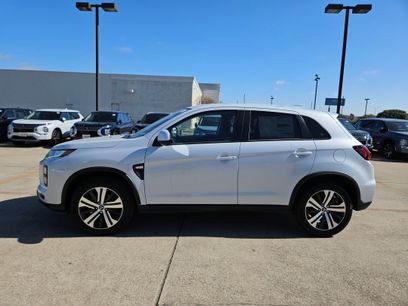 New 2026 Mitsubishi Outlander Sport ES