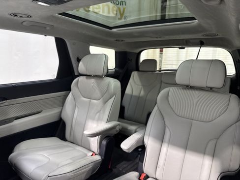 Used 2023 Hyundai Palisade Calligraphy AWD/4WD image 13