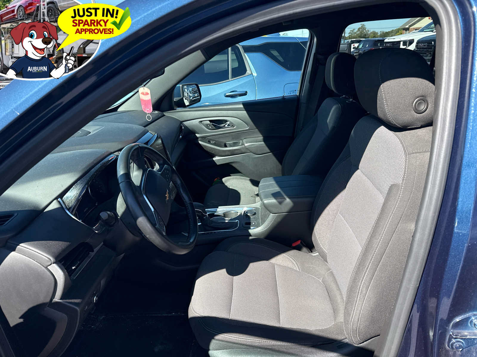 Used 2023 Chevrolet Traverse LT AWD/4WD image 7