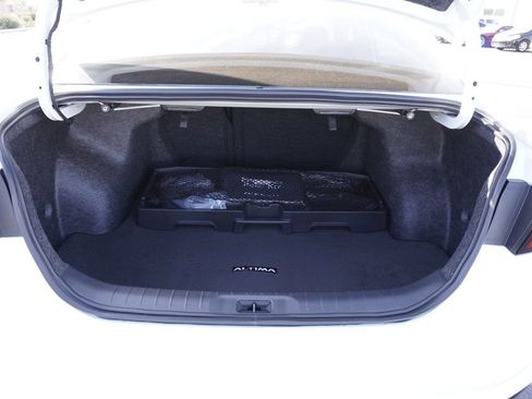 Certified 2025 Nissan Altima 2.5 SV w/ SV Special Edition Package image 8