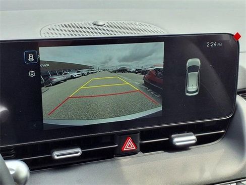 New 2025 Hyundai Ioniq 5 SEL image 13