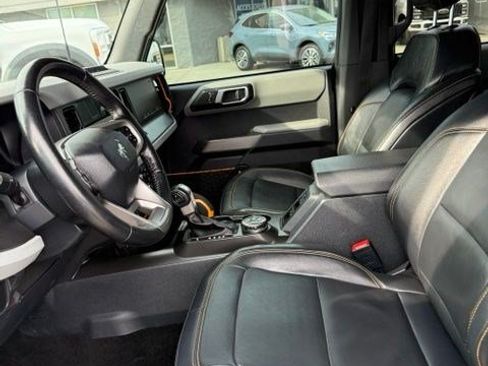 Used 2022 Ford Bronco Badlands w/ Sasquatch Package AWD/4WD image 10