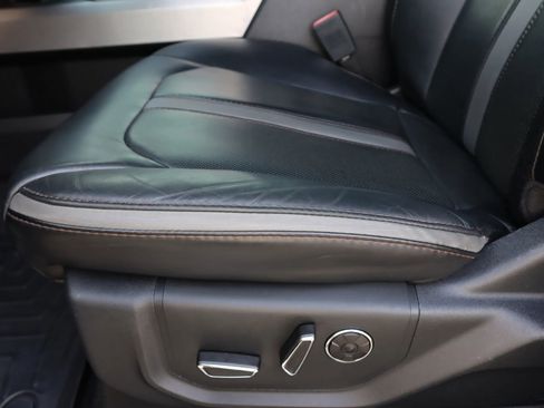 Used 2019 Ford F450 Platinum w/ Platinum Ultimate Package image 24