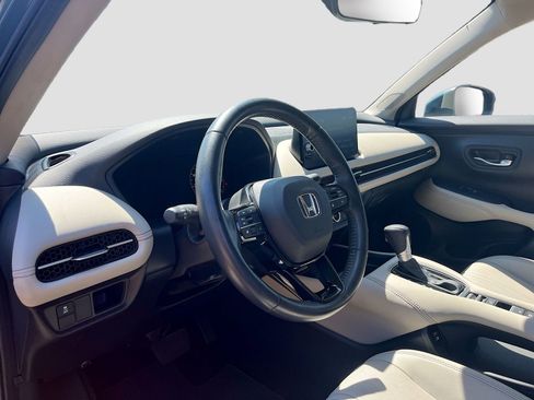 Used 2024 Honda HR-V EX-L image 9