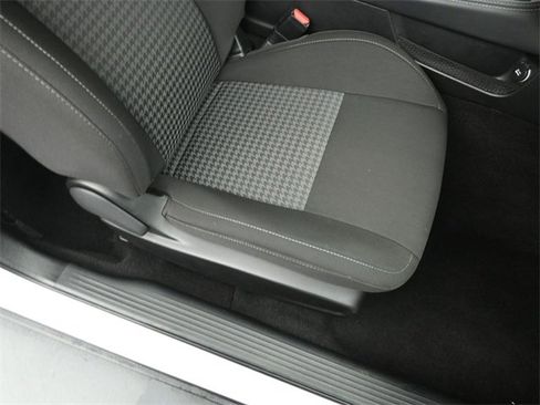 Used 2023 Dodge Challenger GT image 29