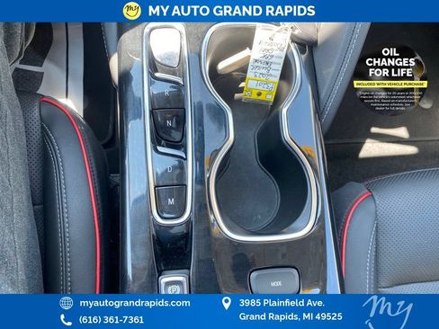 Used 2023 Buick Envision Essence w/ Sport Touring Package AWD/4WD image 26