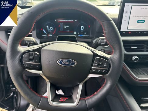 Used 2025 Ford Explorer ST image 19