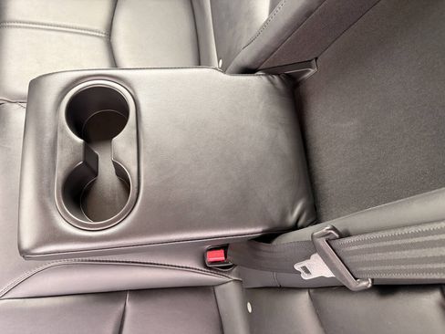 Used 2018 MAZDA MAZDA3 Touring FWD image 18