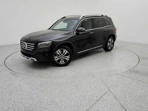 Certified 2024 Mercedes-Benz GLB 250 image 1