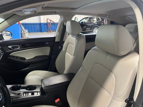Used 2024 Honda Civic Touring image 23